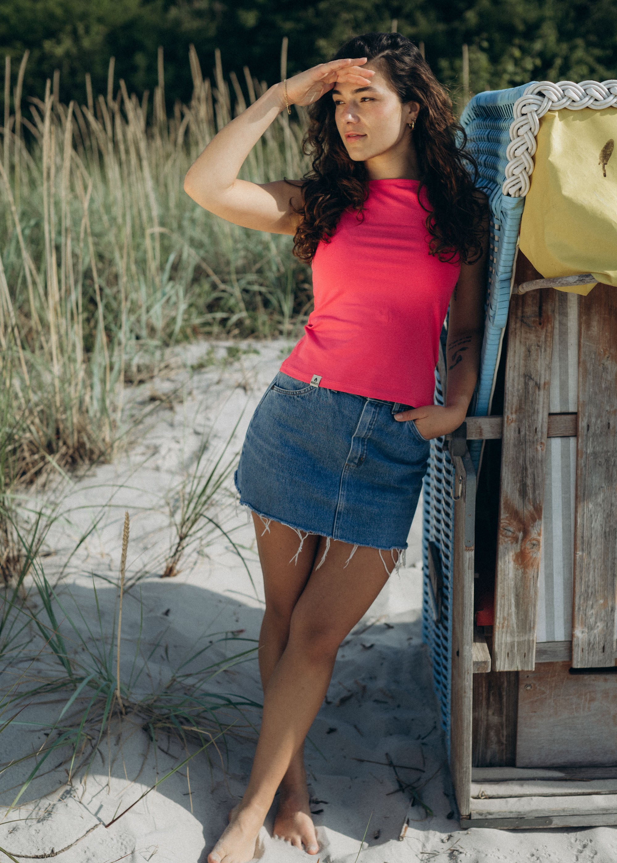 Unser Model Acelya ist <strong>173 cm</strong> groß und trägt <strong>Größe S</strong>.#