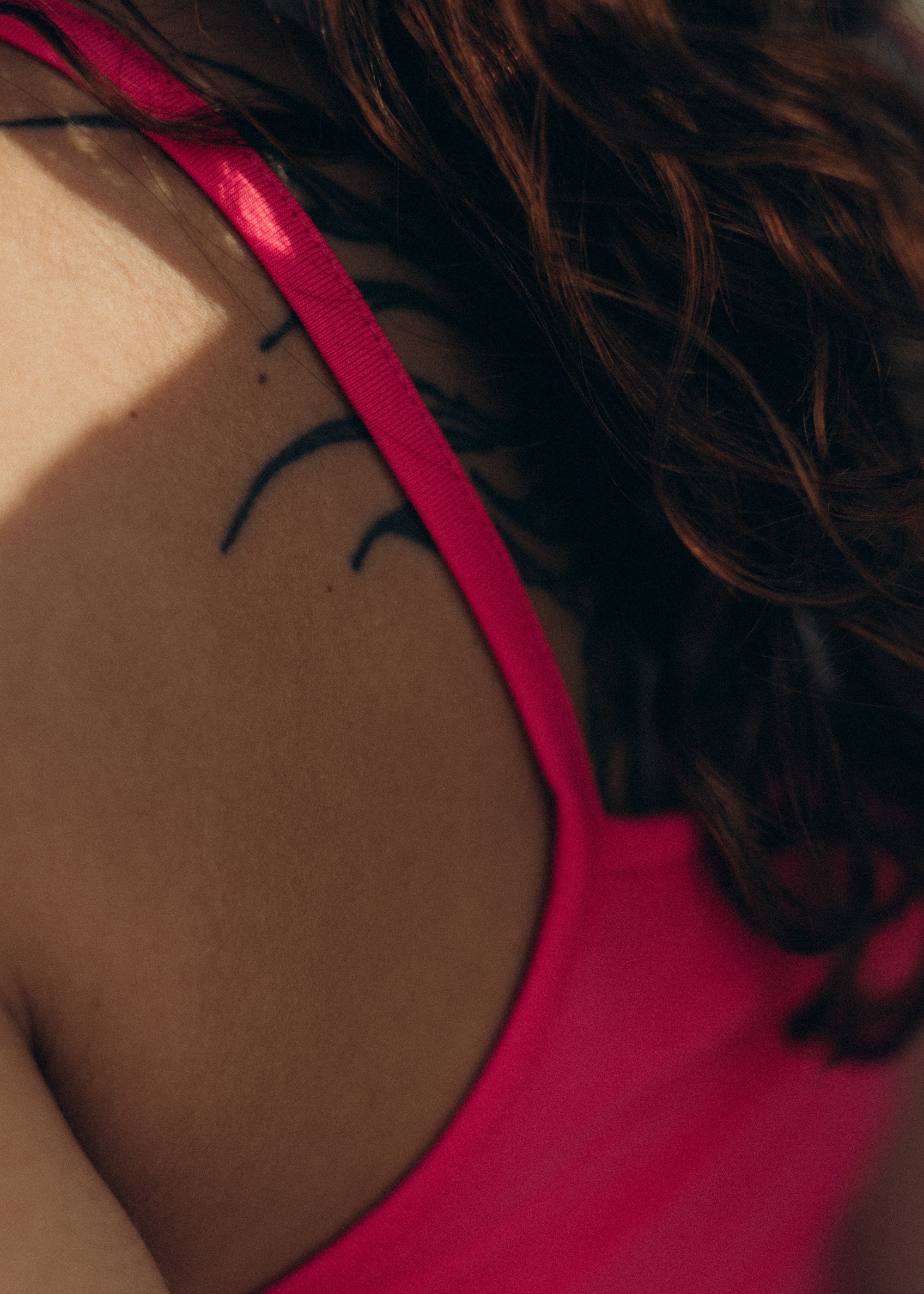 Unser Model Acelya ist <strong>173 cm</strong> groß und trägt <strong>Größe S</strong>.#