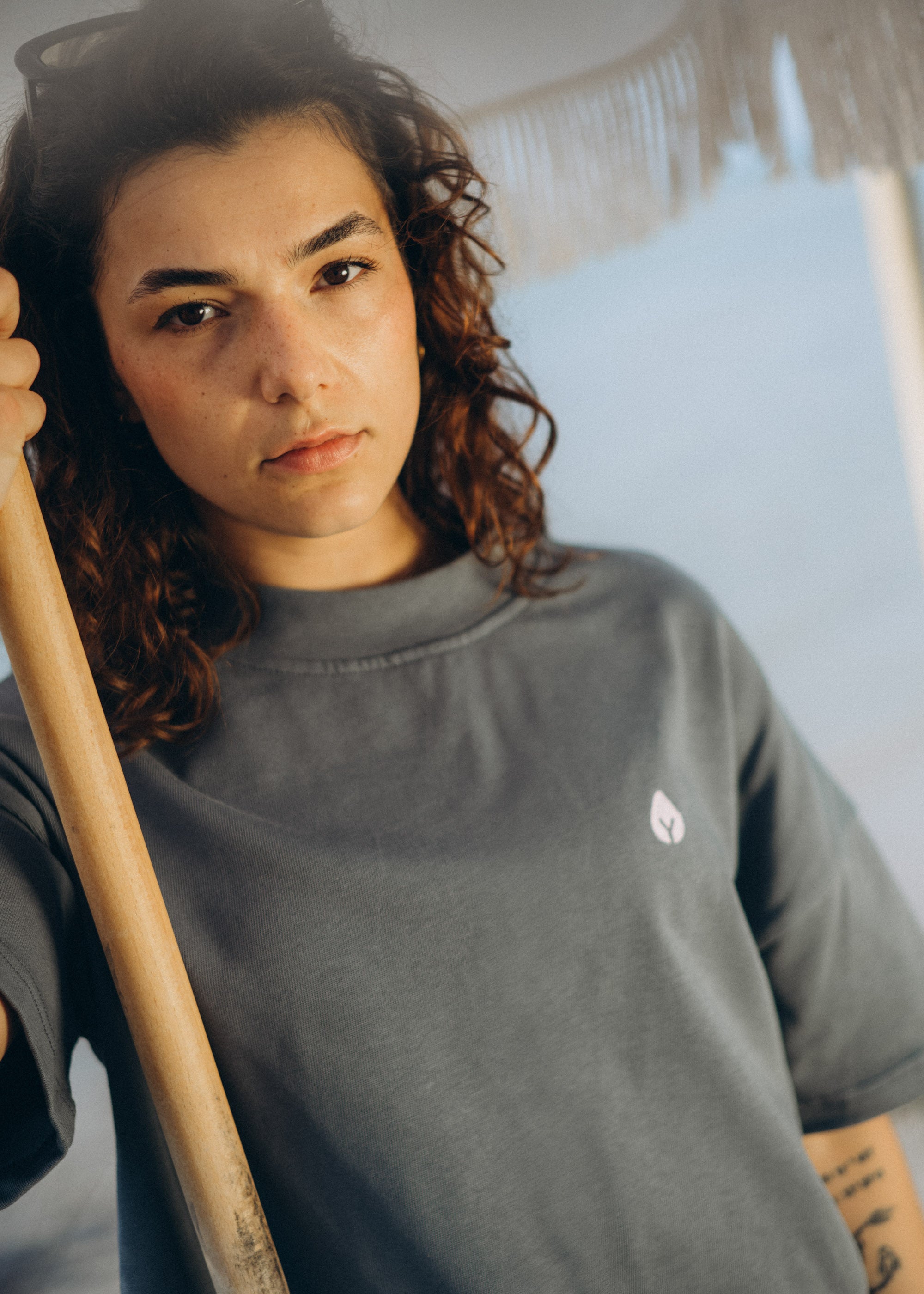 Unser Model Acelya ist <strong>173 cm</strong> groß und trägt <strong>Größe S</strong>.#