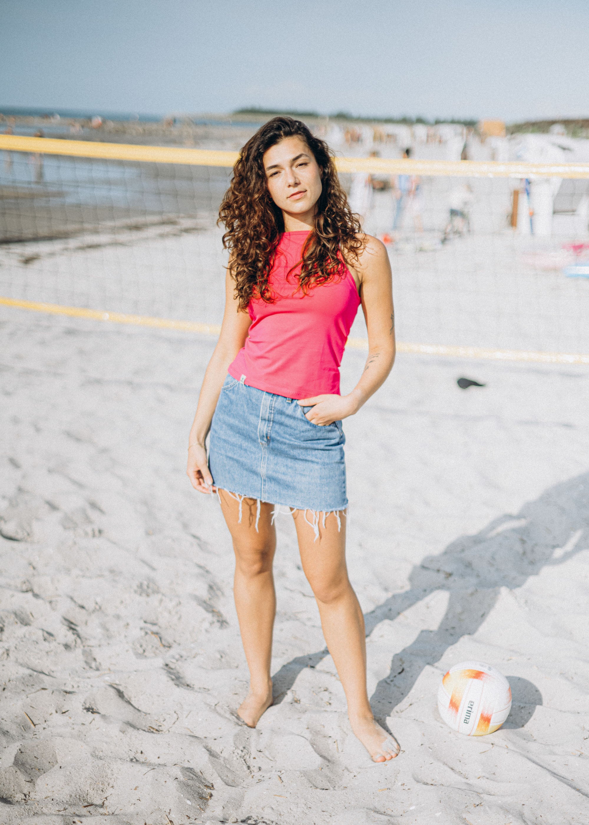 Unser Model Acelya ist <strong>173 cm</strong> groß und trägt <strong>Größe S</strong>.#