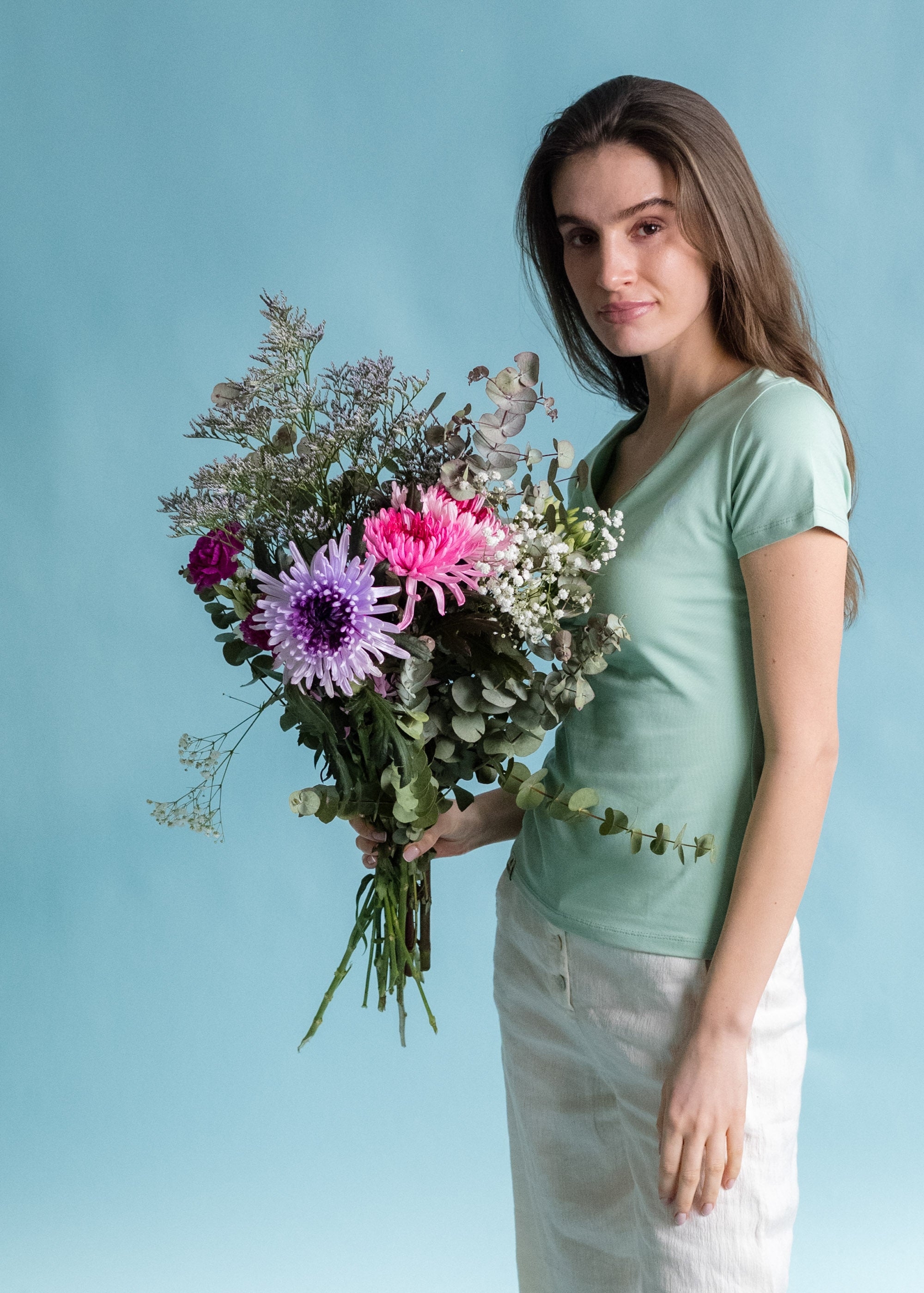 Unser Model Evelin ist <strong>177 cm</strong> groß und trägt <strong>Größe S</strong>.#