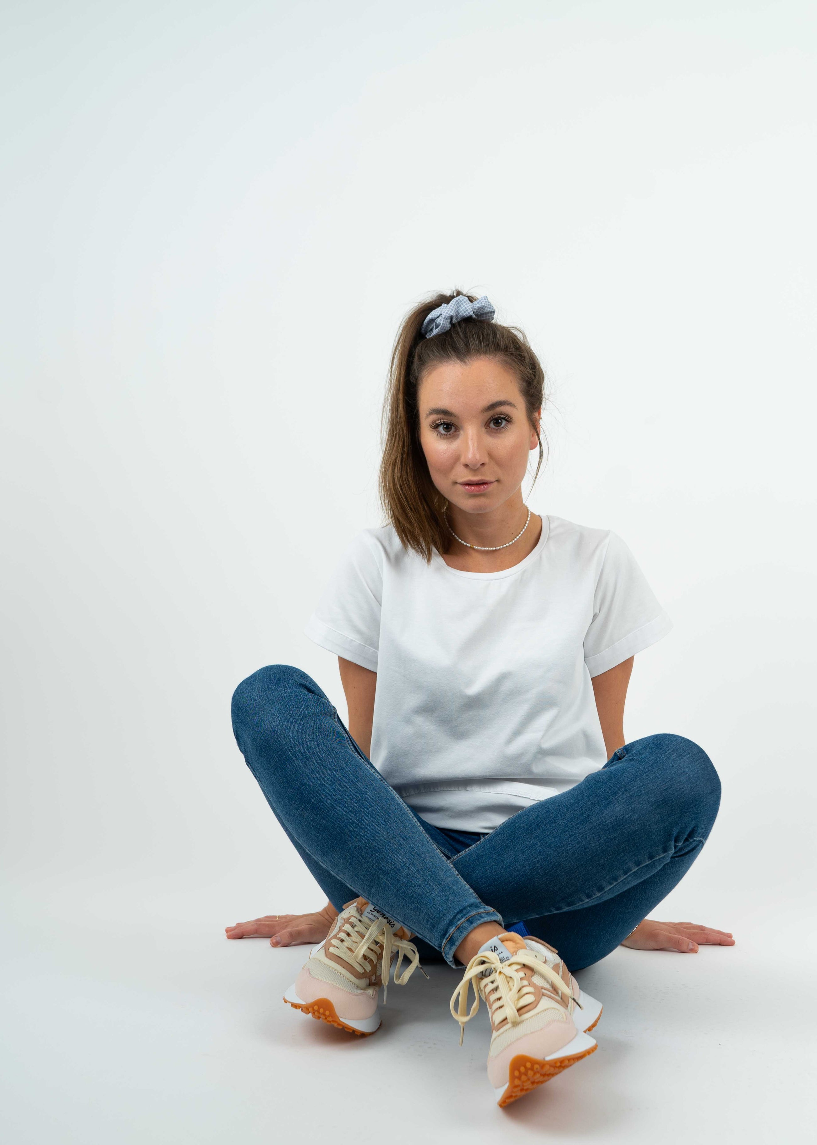 Unser Model Katy ist <strong>168 cm</strong> groß und trägt <strong>Größe S</strong>.#