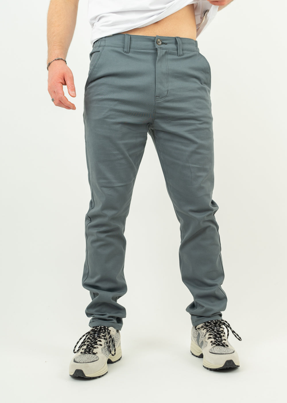 Unser Model Henry ist <strong>178 cm</strong> groß und trägt <strong>Größe S</strong>.#