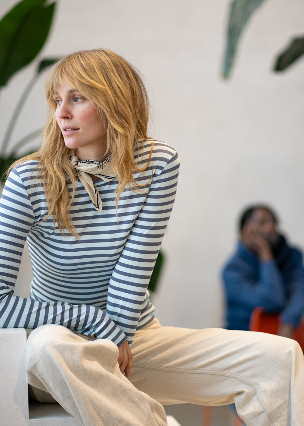 Unser Model Lisa ist <strong>178 cm</strong> groß und trägt <strong>Größe S</strong>.#