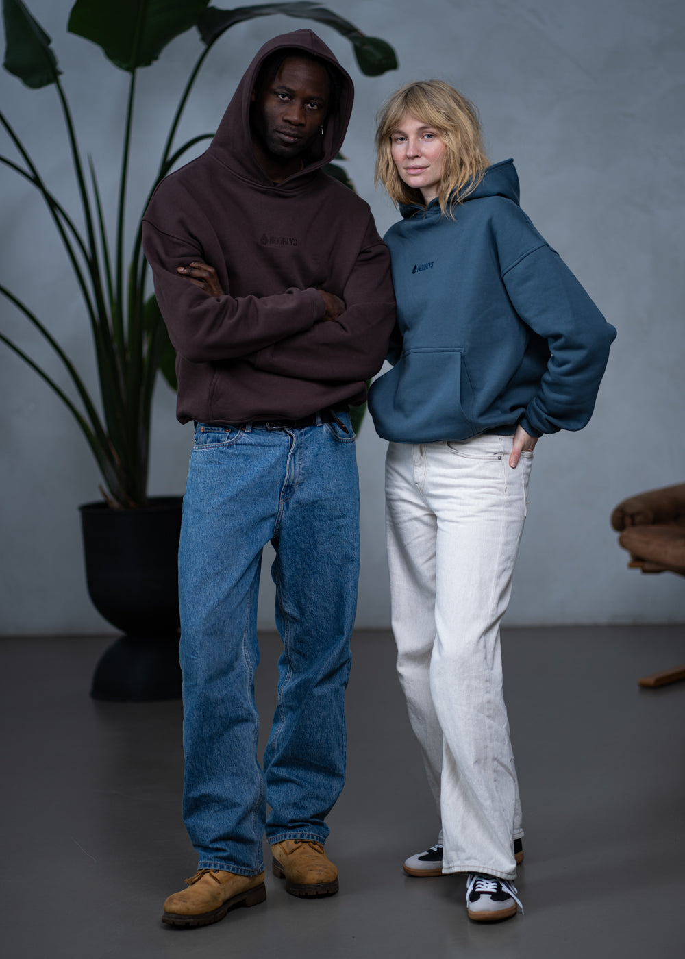 Unser Model Lisa ist <strong>178 cm</strong> groß und trägt <strong>Größe S</strong>.#