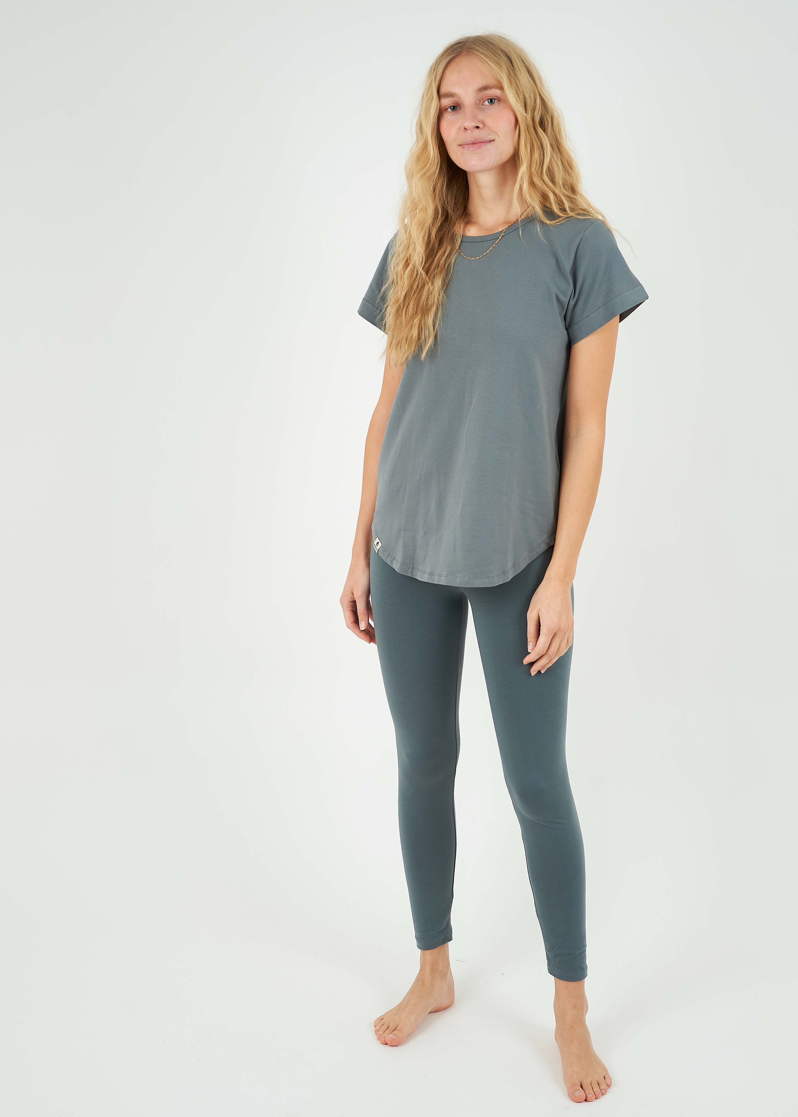 Unser Model Lisa ist <strong>178 cm</strong> groß und trägt <strong>Größe S</strong>.#