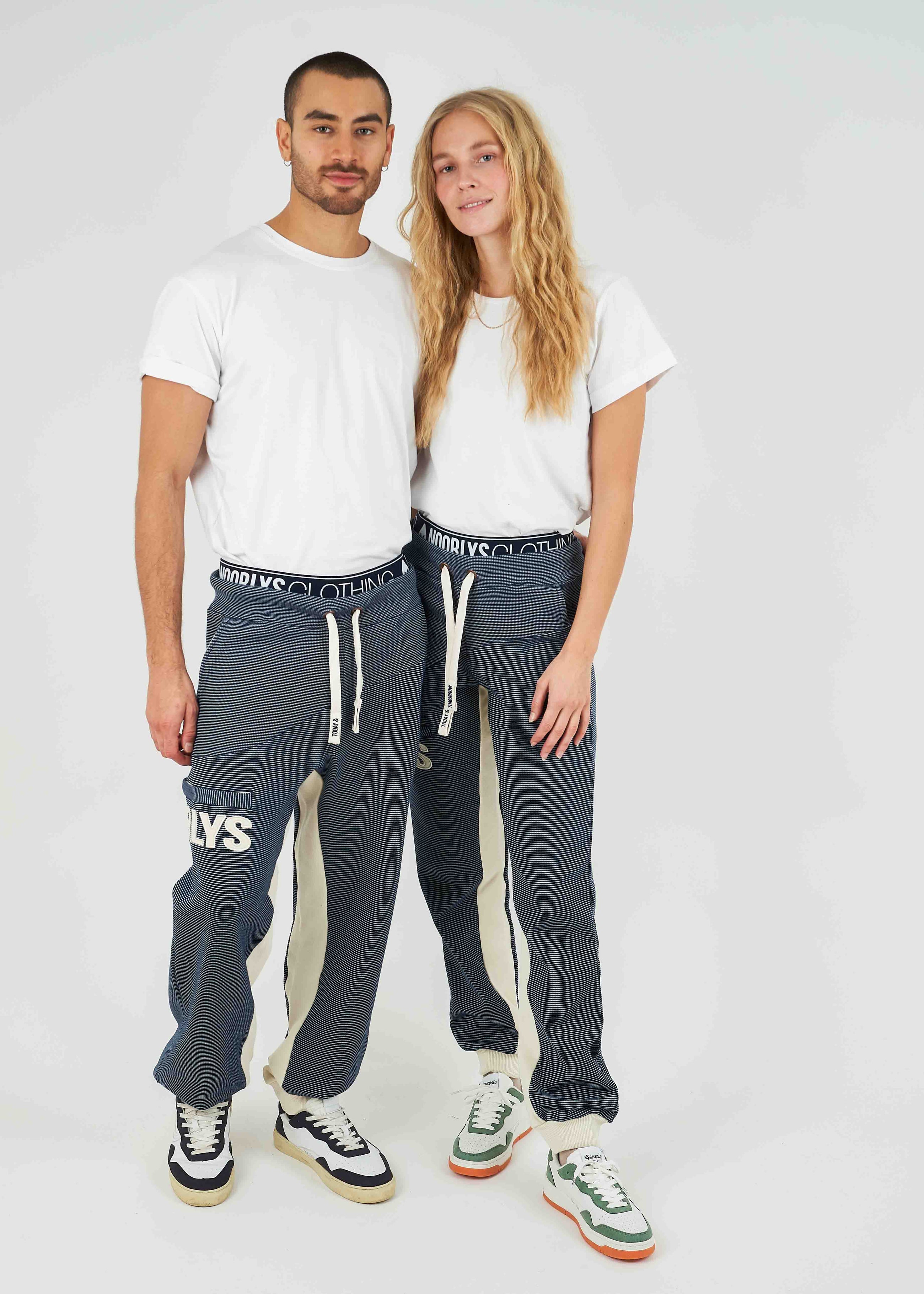 Unser Model Lisa ist <strong>178 cm</strong> groß und trägt <strong>Größe S</strong>.#