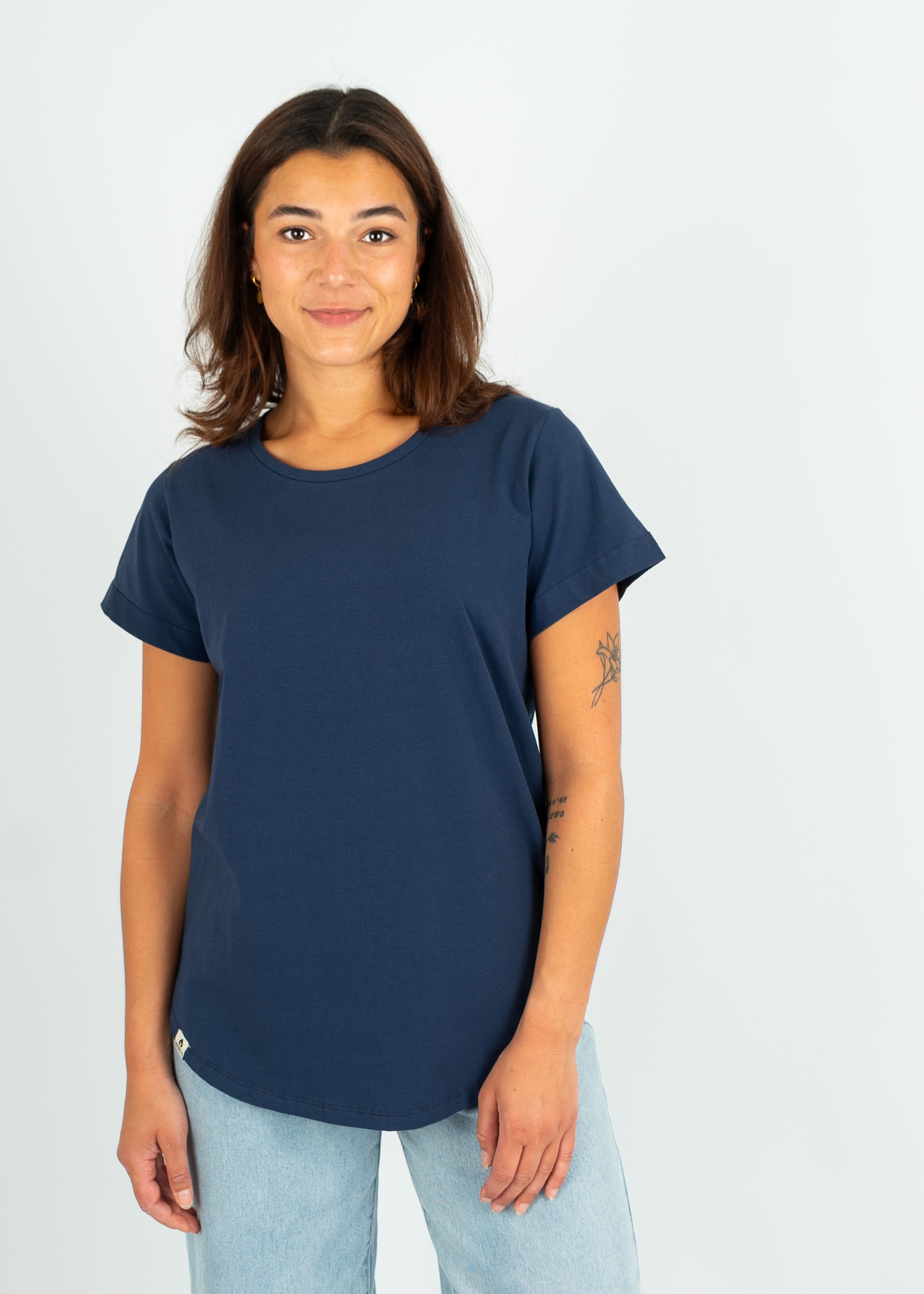 Unser Model Acelya ist <strong>173 cm</strong> groß und trägt <strong>Größe S</strong>.#