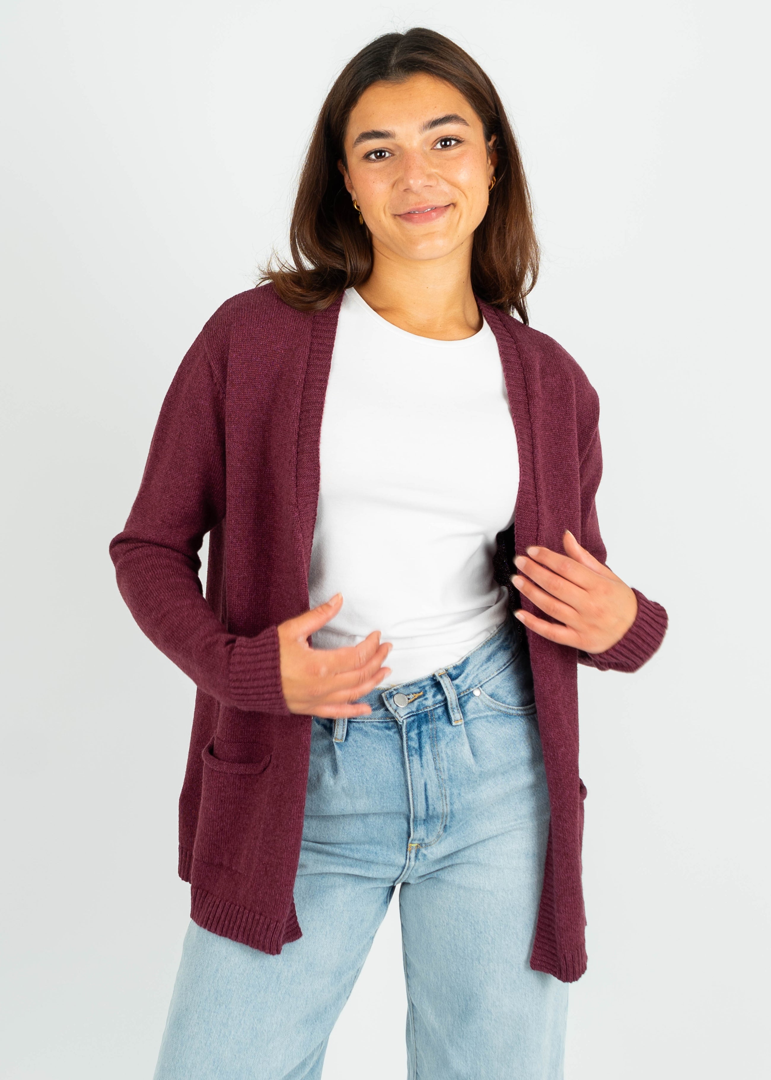 Unser Model Acelya ist <strong>173 cm</strong> groß und trägt <strong>Größe S</strong>.#