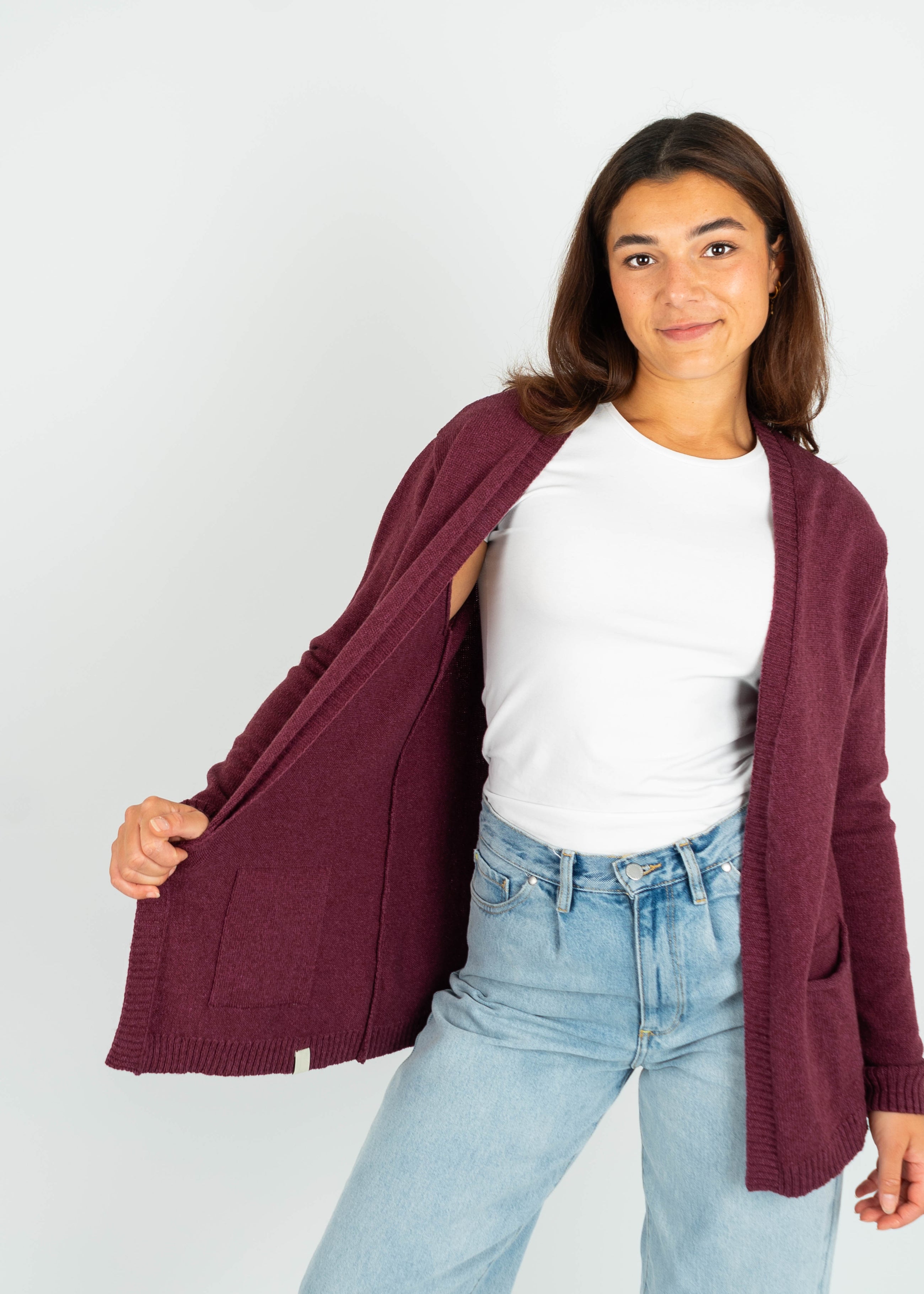 Unser Model Acelya ist <strong>173 cm</strong> groß und trägt <strong>Größe S</strong>.#