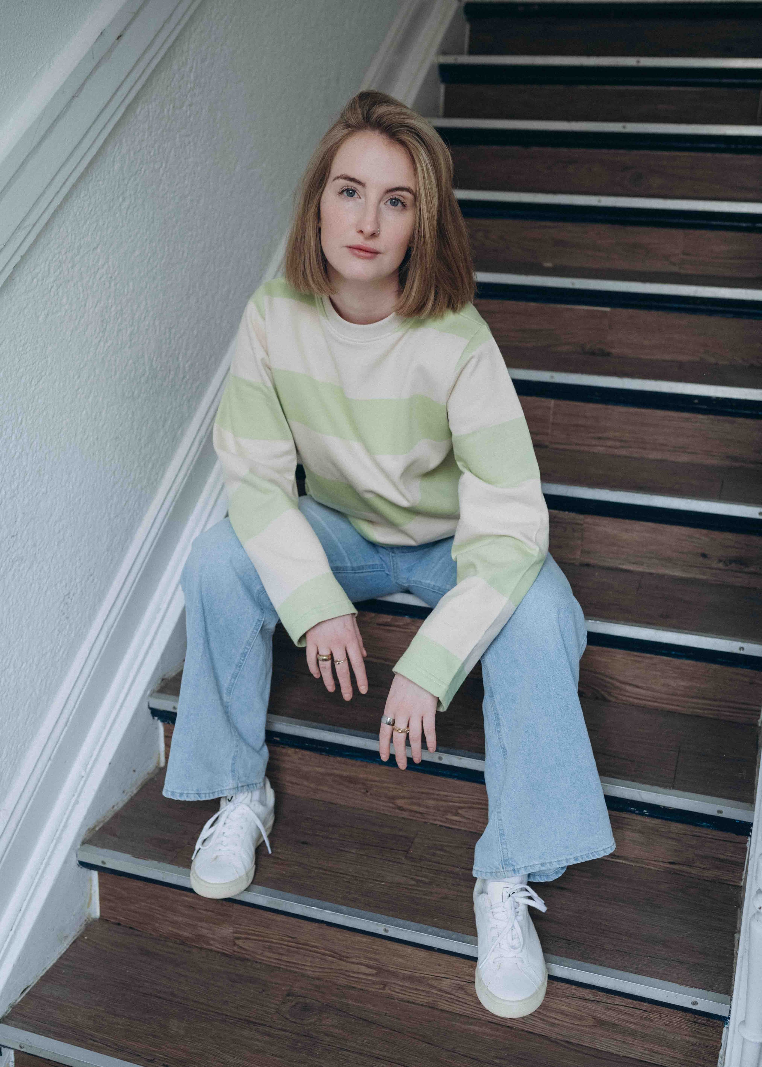 Unser Model Lea ist <strong>171 cm</strong> groß und trägt <strong>Größe M</strong>.#
