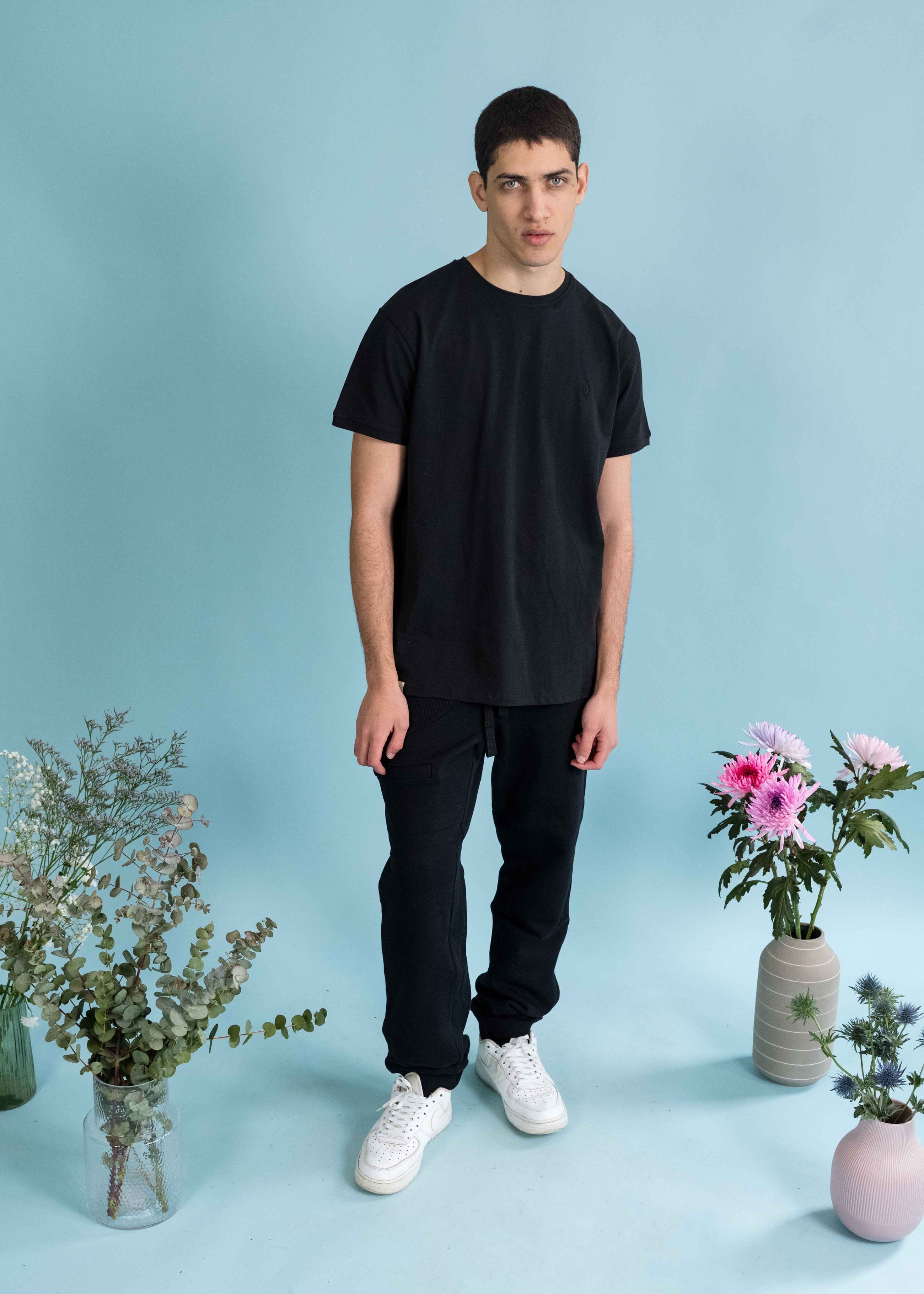 Unser Model Alisson ist <strong>184 cm</strong> groß und trägt <strong>Größe L</strong>.#