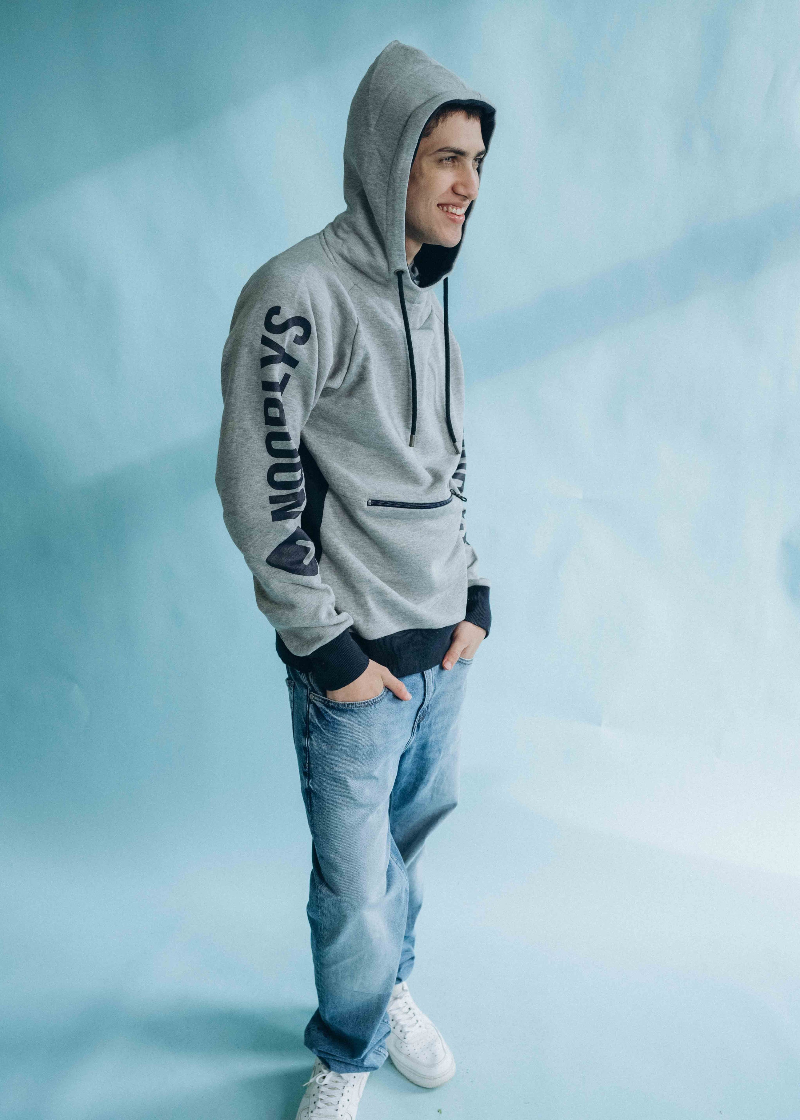 Unser Model Alisson ist <strong>184 cm</strong> groß und trägt <strong>Größe L</strong>.#