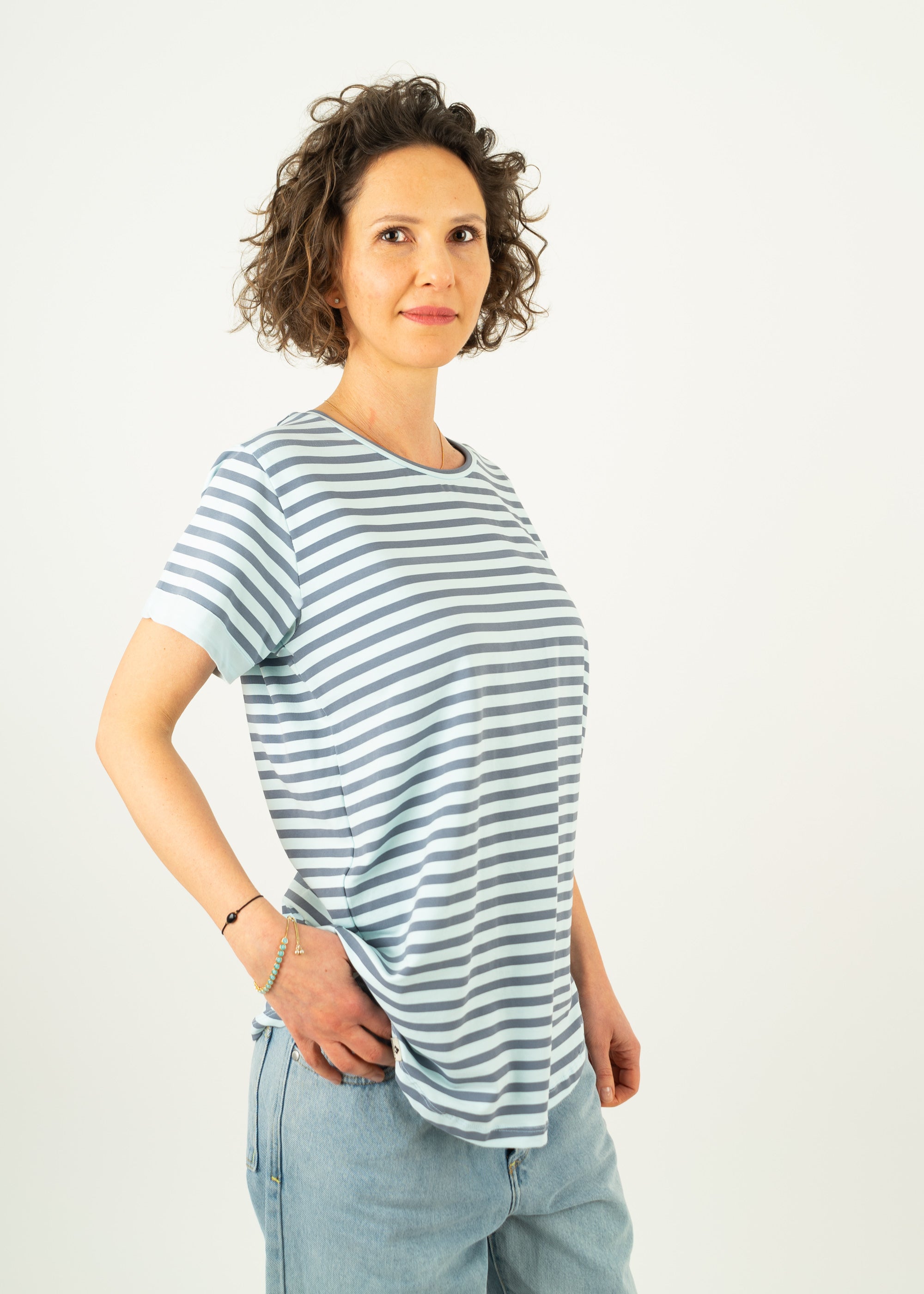 Unser Model ist <strong>169 cm</strong> groß und trägt <strong>Größe S</strong>.#