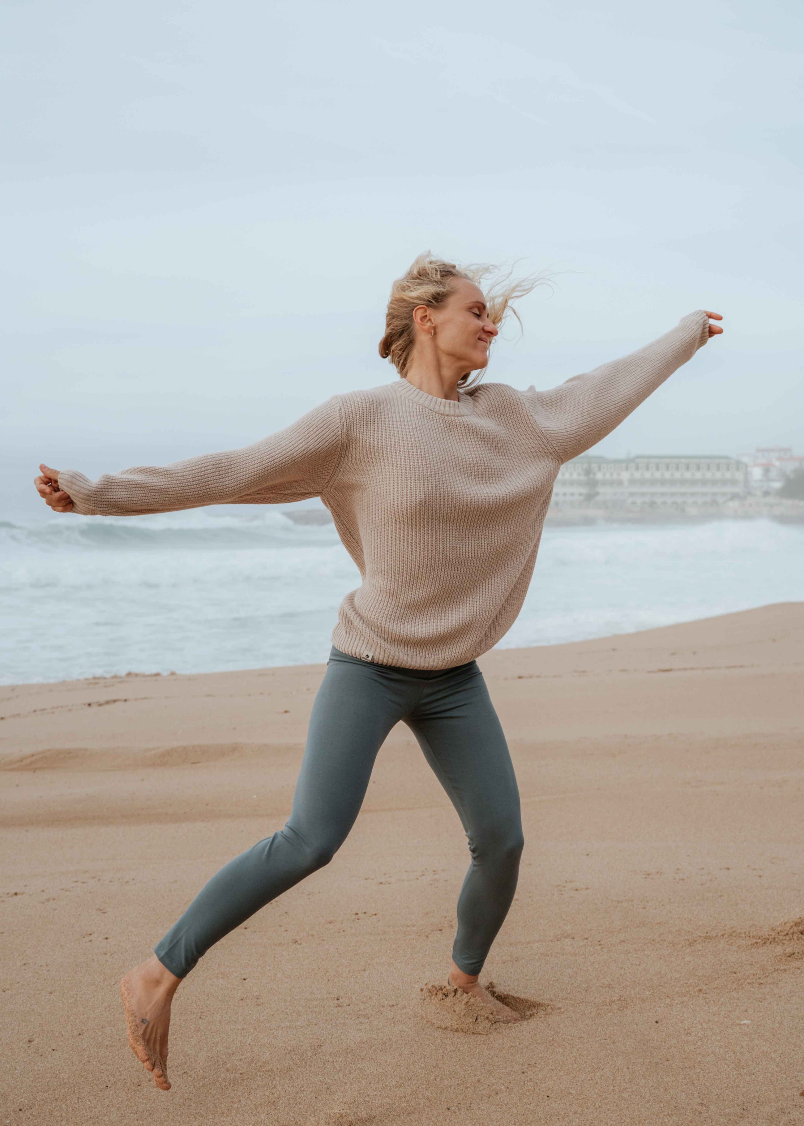 Unser Model Christina ist <strong>169 cm</strong> groß und trägt <strong>Größe S</strong>.#