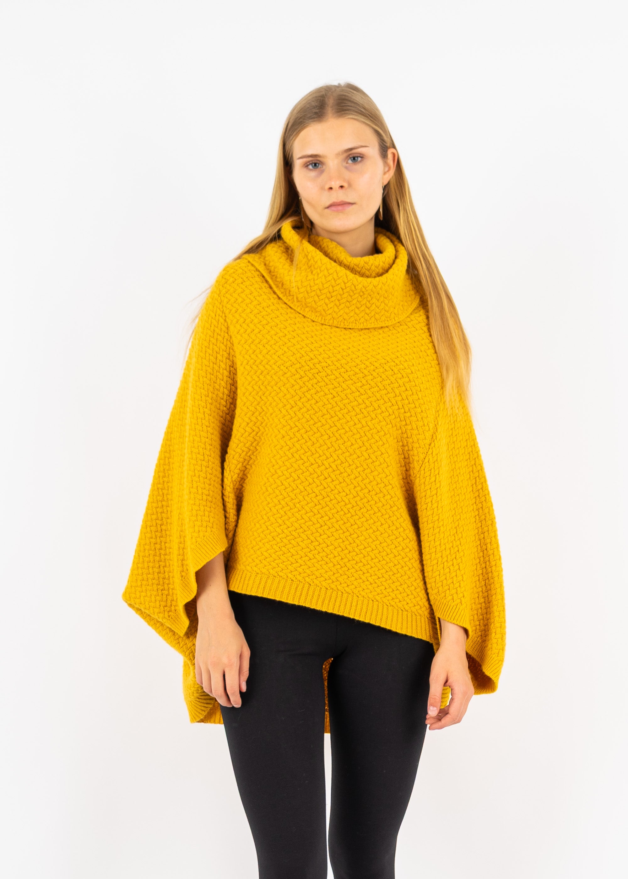 Unser Model Maike ist <strong>176 cm</strong> groß und trägt <strong>Größe S</strong>.#