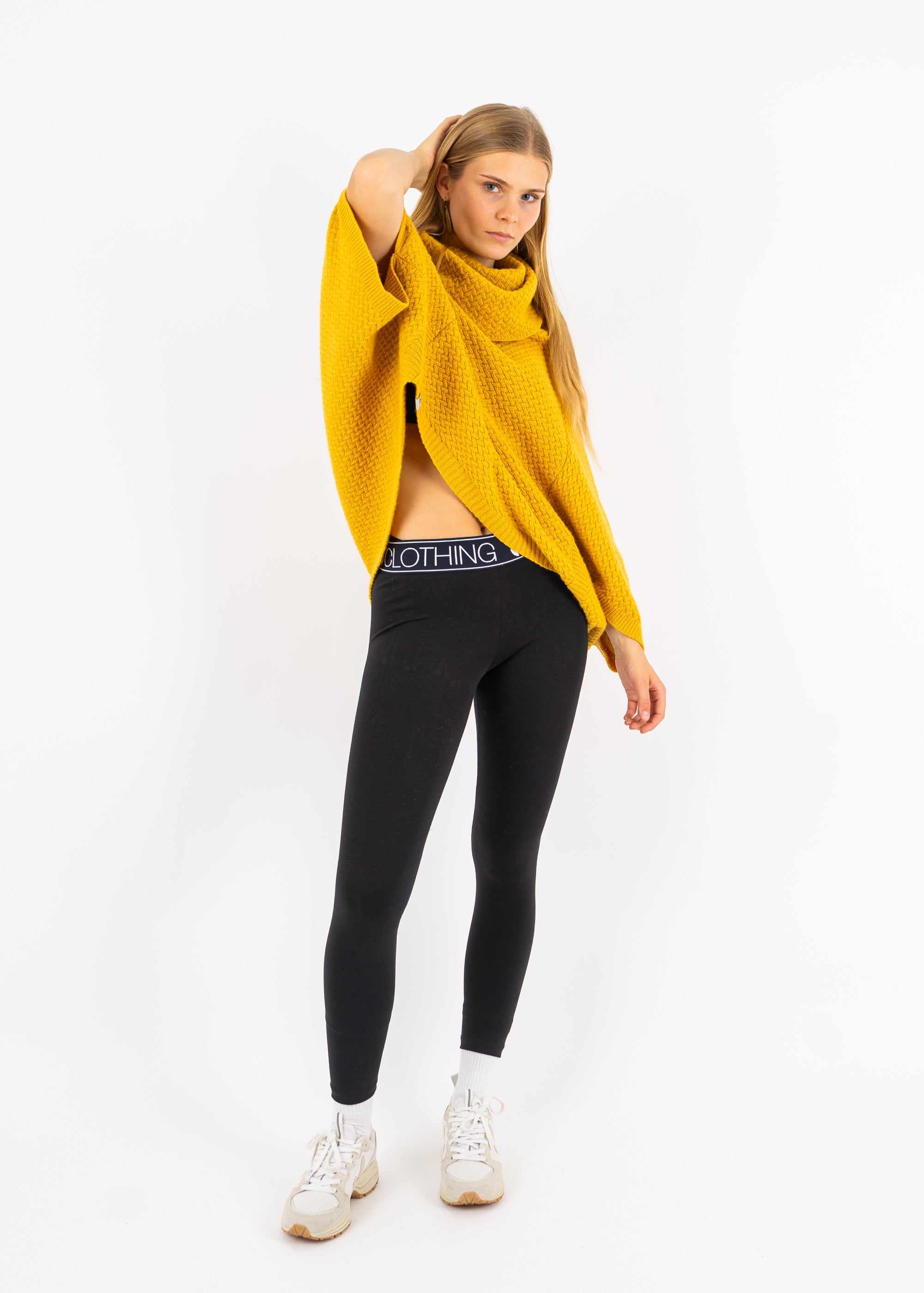 Unser Model Maike ist <strong>176 cm</strong> groß und trägt <strong>Größe S</strong>.#