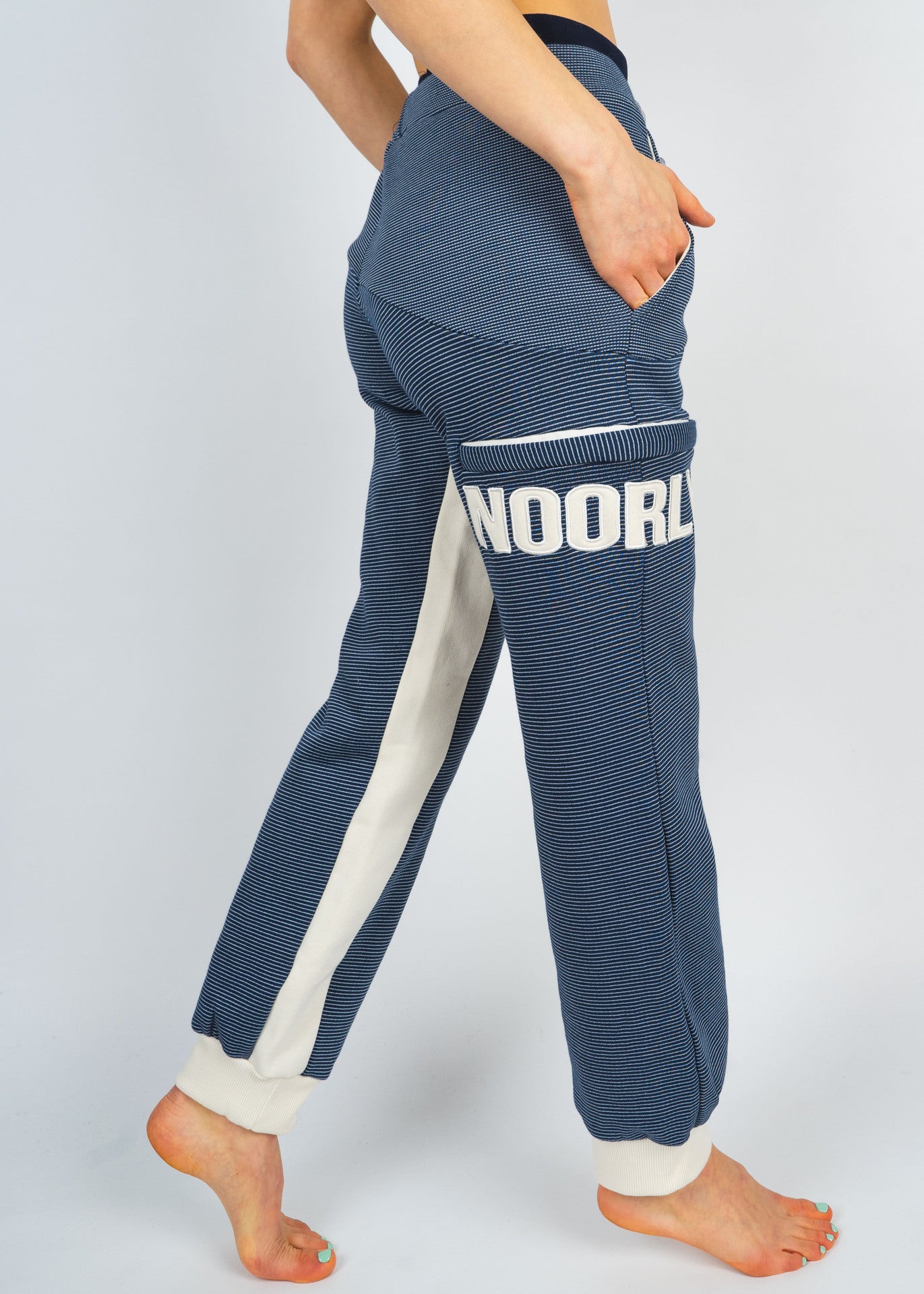 Unser Model Katy ist <strong>168 cm</strong> groß und trägt <strong>Größe S</strong>.#