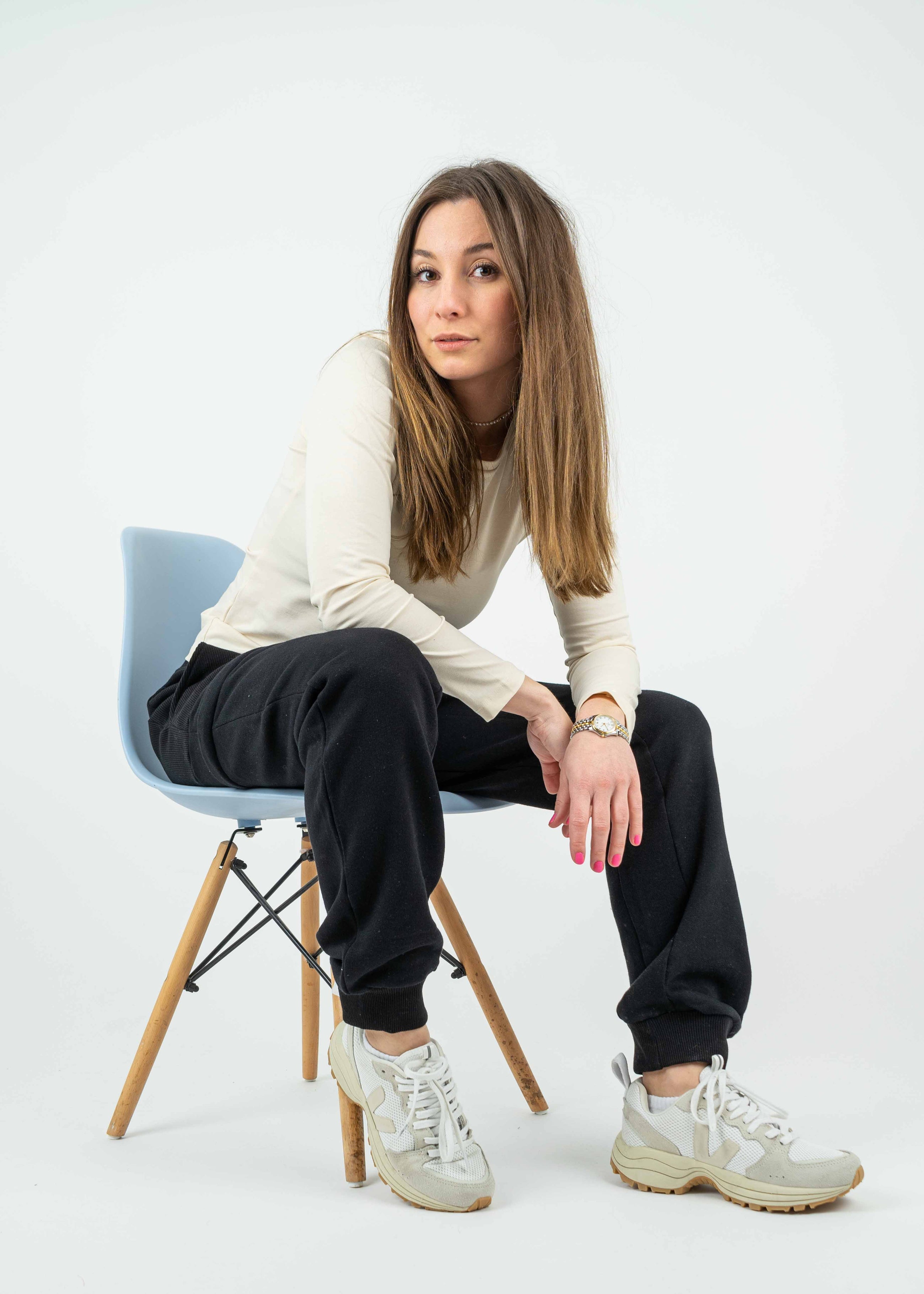Unser Model Katy ist <strong>168 cm</strong> groß und trägt <strong>Größe S</strong>.#
