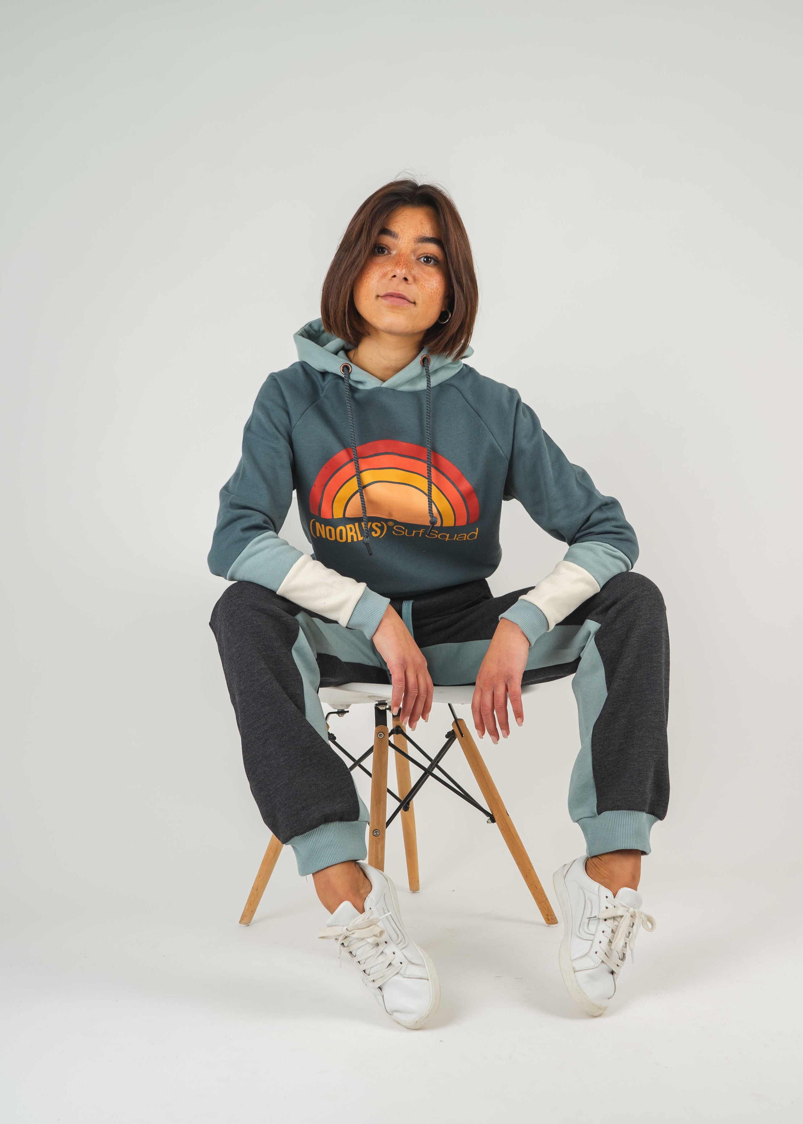 Unser Model Acelya ist <strong>173 cm</strong> groß und trägt <strong>Größe S</strong>.#