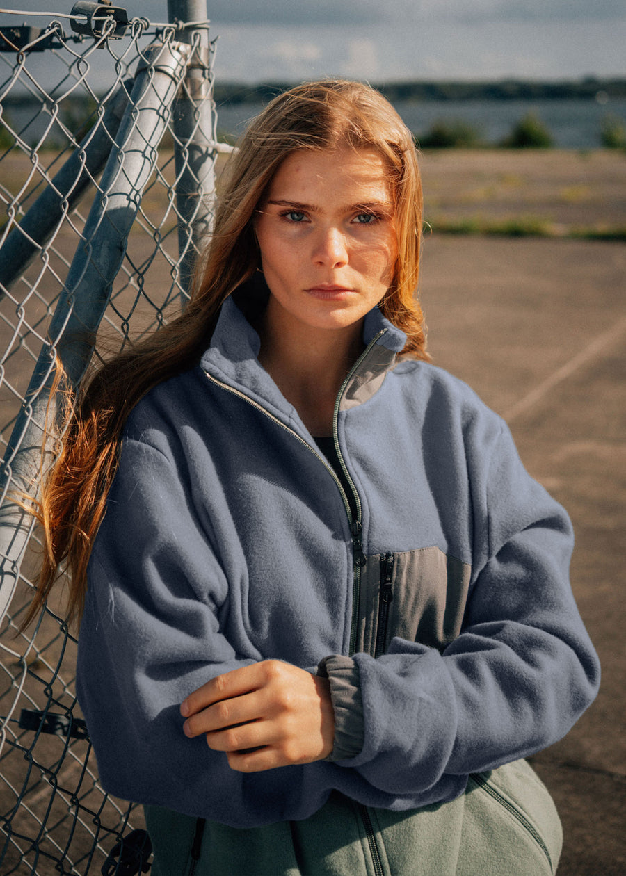 Unser Model Maike ist 176 cm groß und trägt Größe L.#