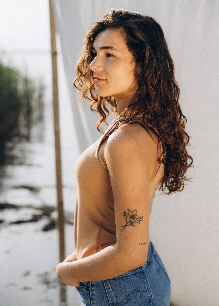 Unser Model Acelya ist 173 cm groß und trägt Größe S.#