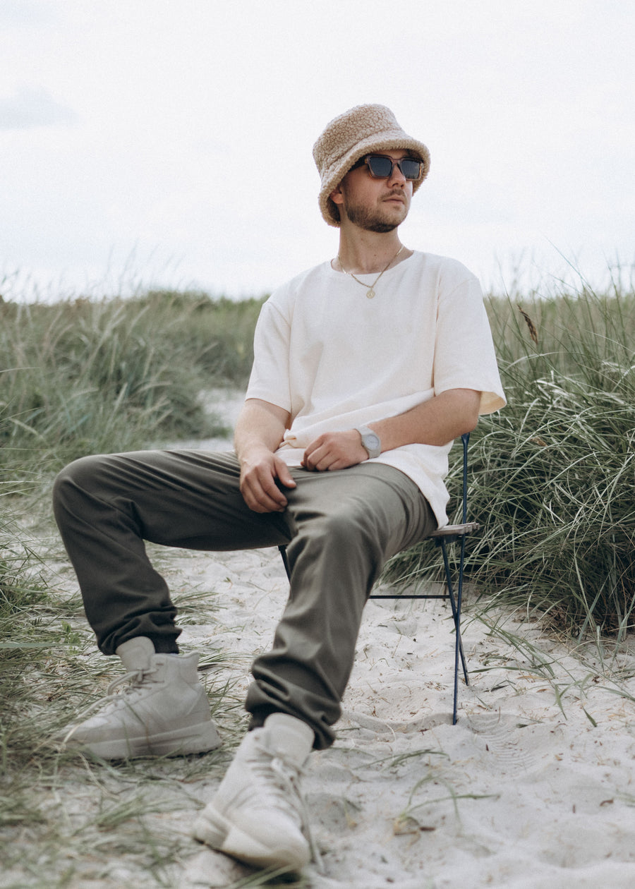 Unser Model Jonas ist 184 cm groß und trägt Größe XL.#