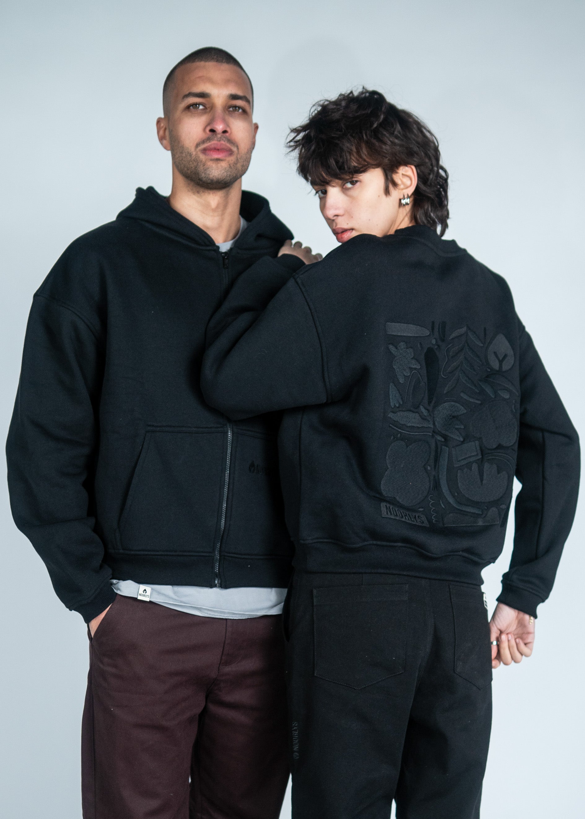 Boxy Heavy-Sweat Sweater PUNDIG Black