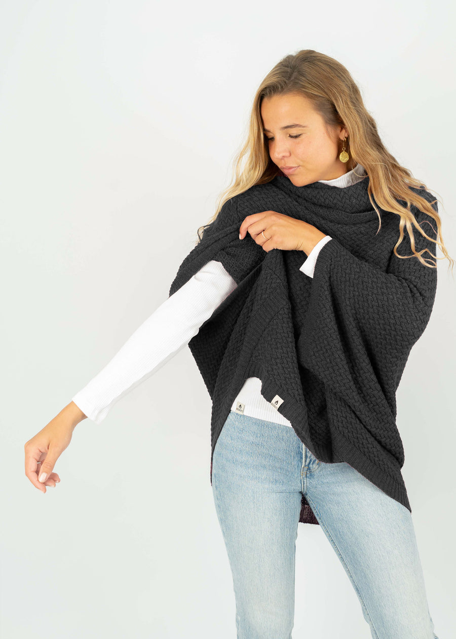 Bündel Poncho MUUS Anthracite & Longsleeve FJELLA
