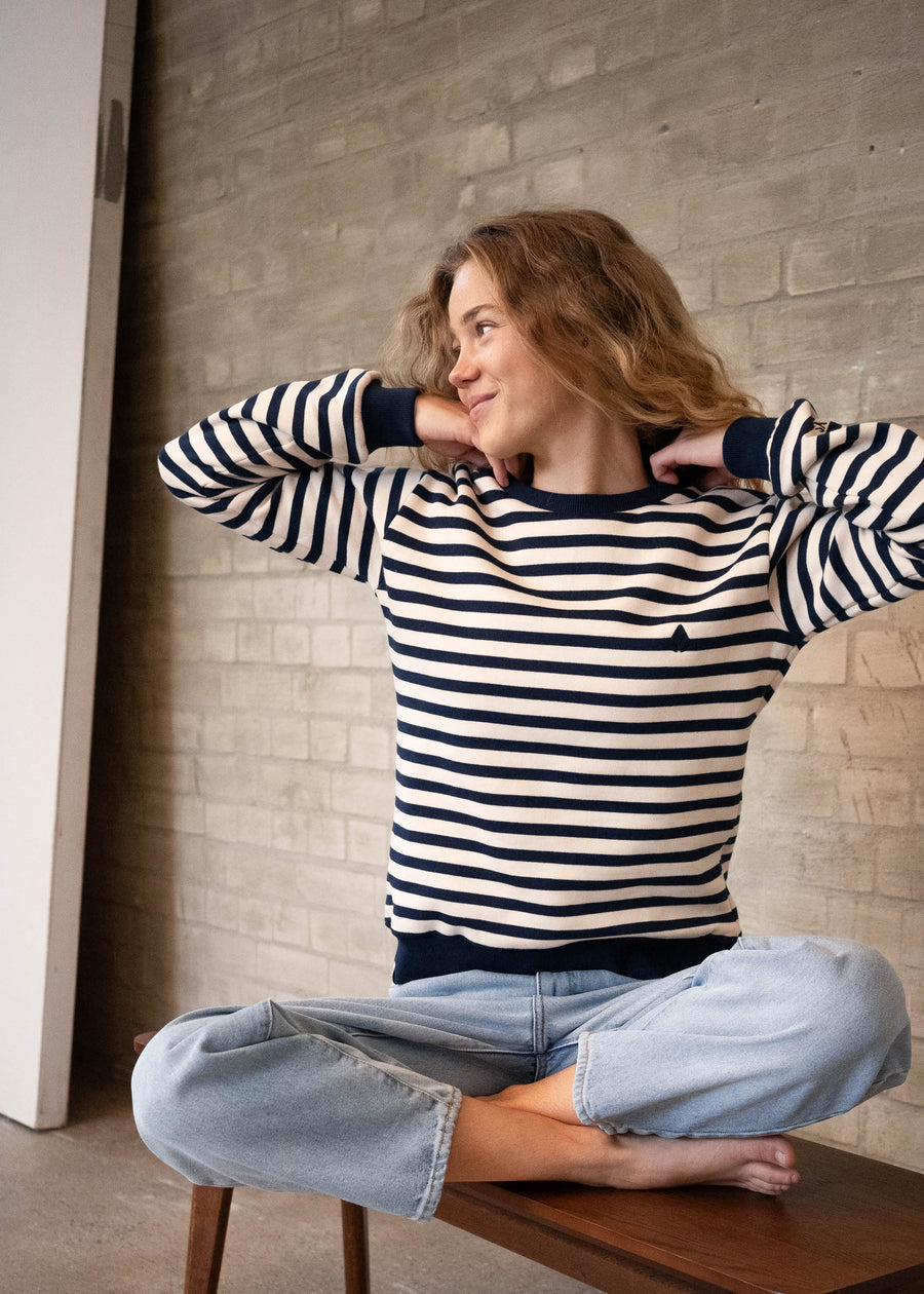 Unser Model Nika ist 175 cm groß und trägt Größe S.#