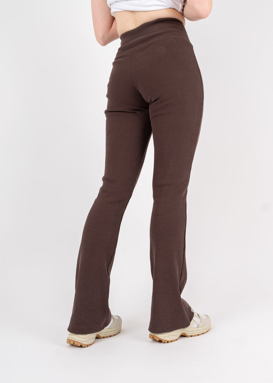 Unser Model ist 169 cm groß und trägt Größe S.#