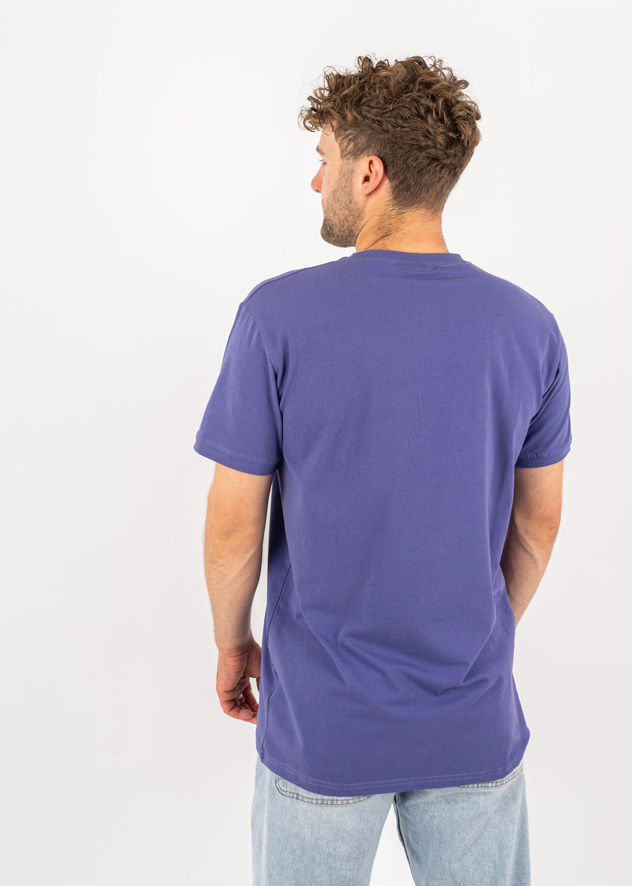Unser Model Henry ist 178 cm groß und trägt Größe L.#