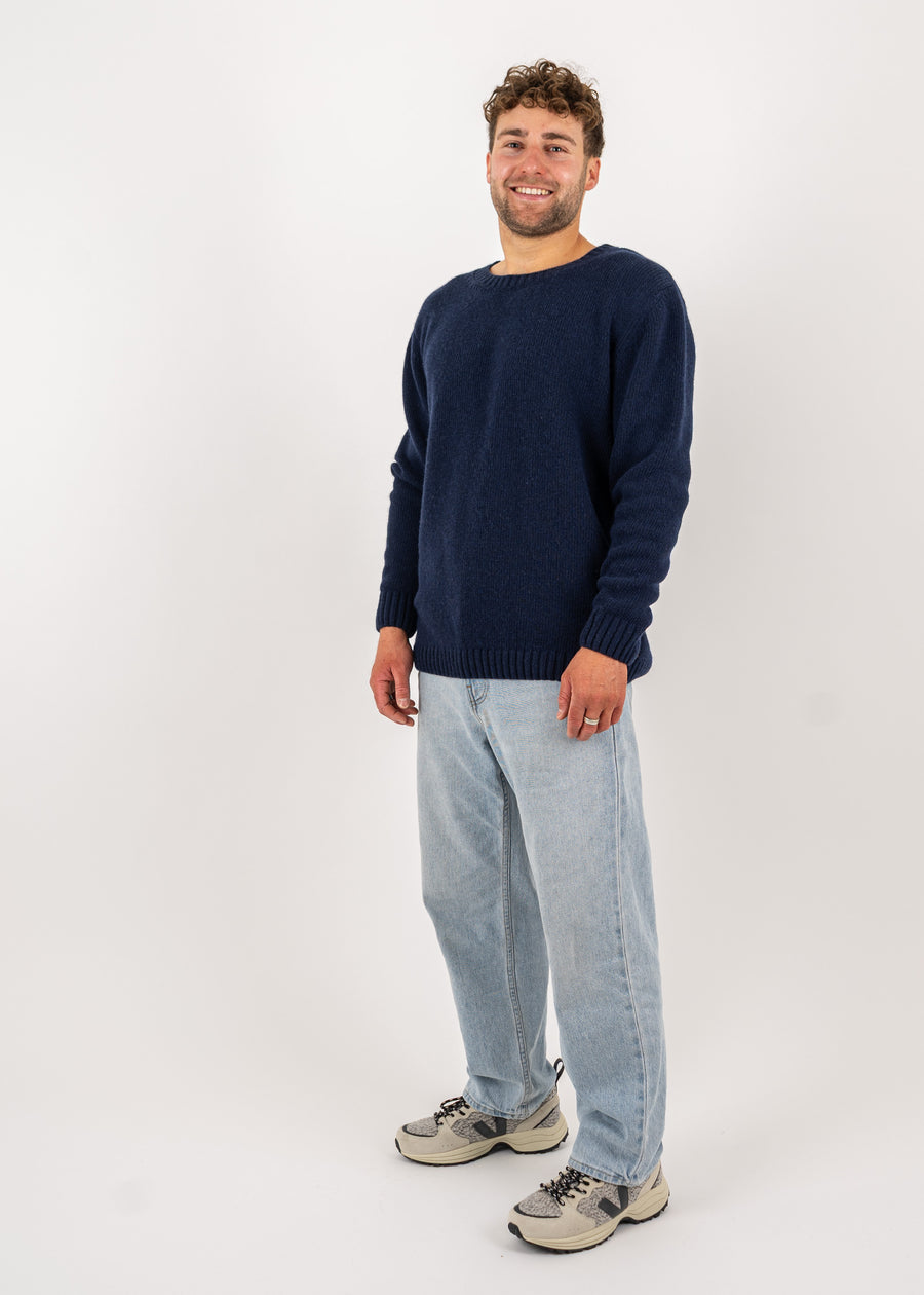 Unser Model Henry ist 178 cm groß und trägt Größe L.#