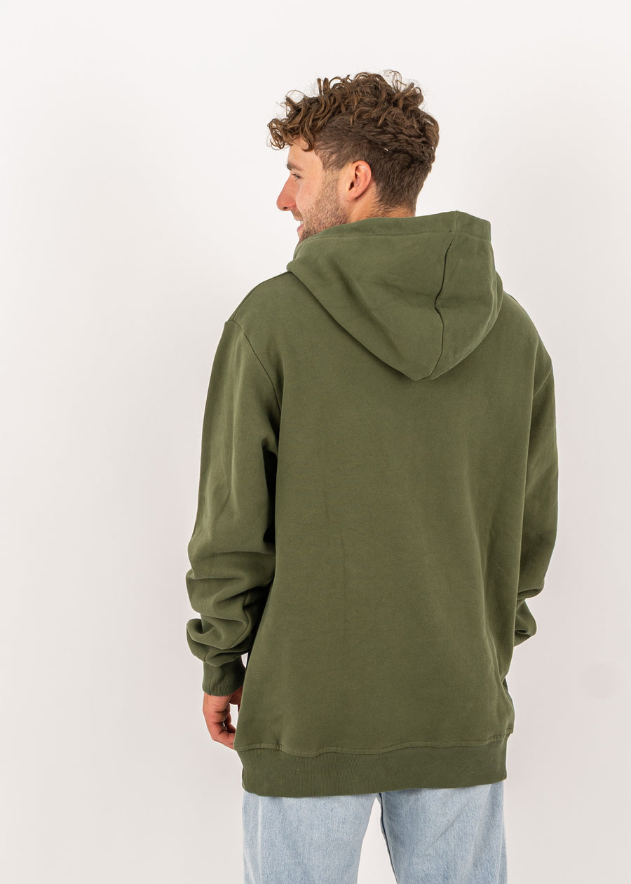 Unser Model Henry ist 178 cm groß und trägt Größe L.#