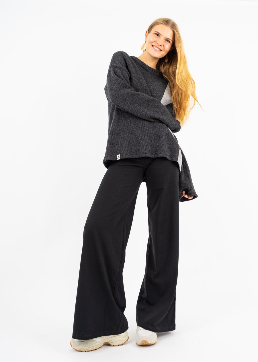 Unser Model Maike ist 176 cm groß und trägt Größe S.#