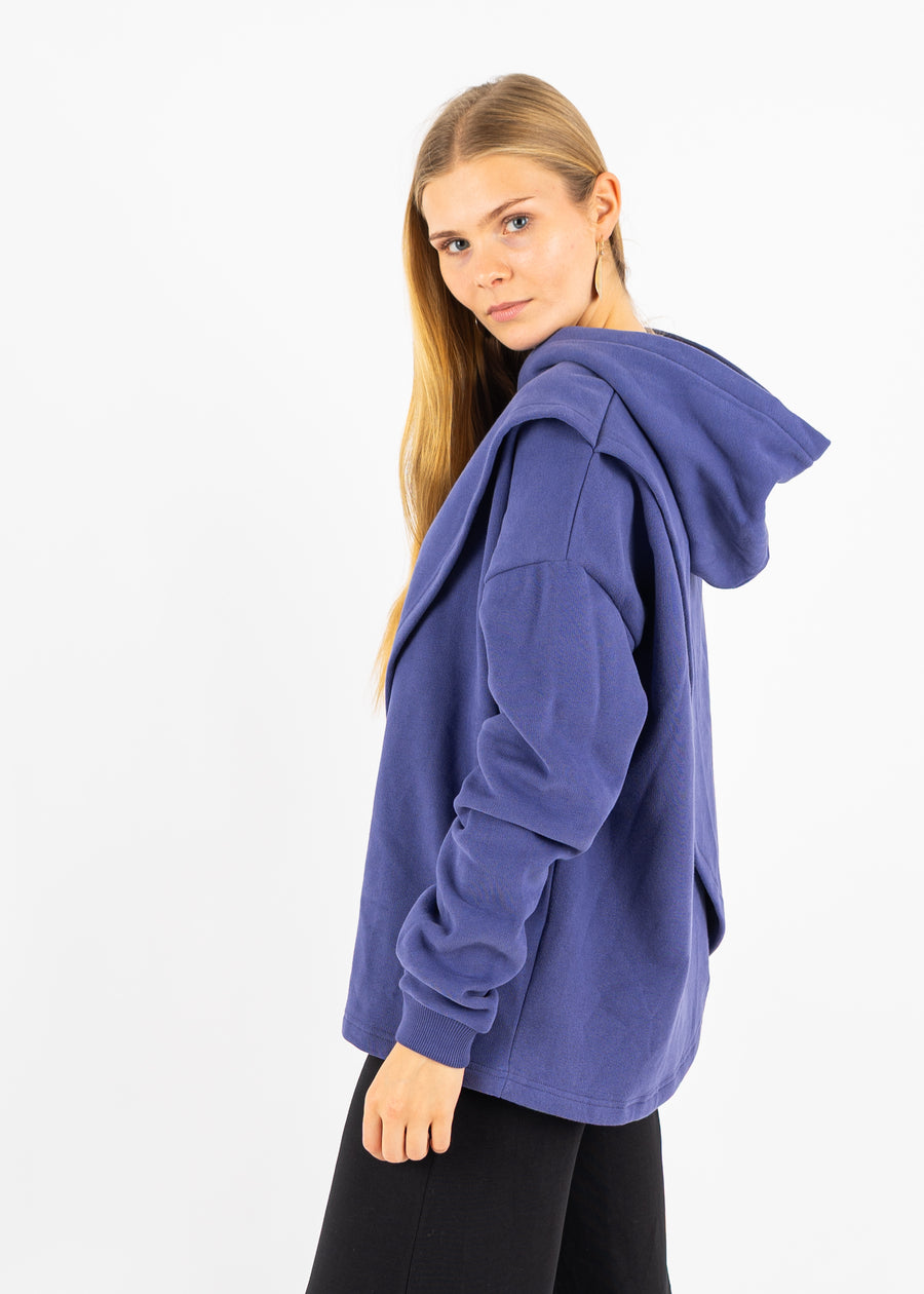 Unser Model Maike ist 176 cm groß und trägt Größe S.#