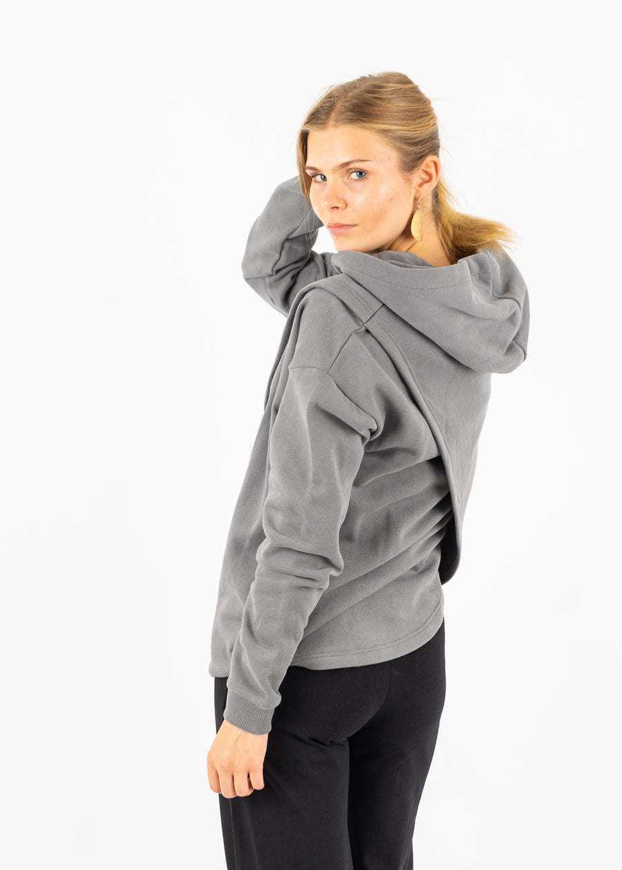 Unser Model Maike ist 176 cm groß und trägt Größe S.#