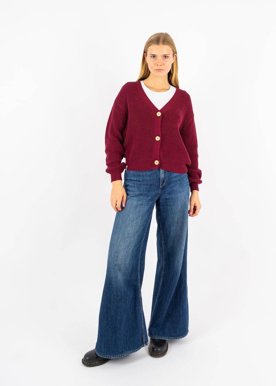 Unser Model Maike ist 176 cm groß und trägt Größe S.#