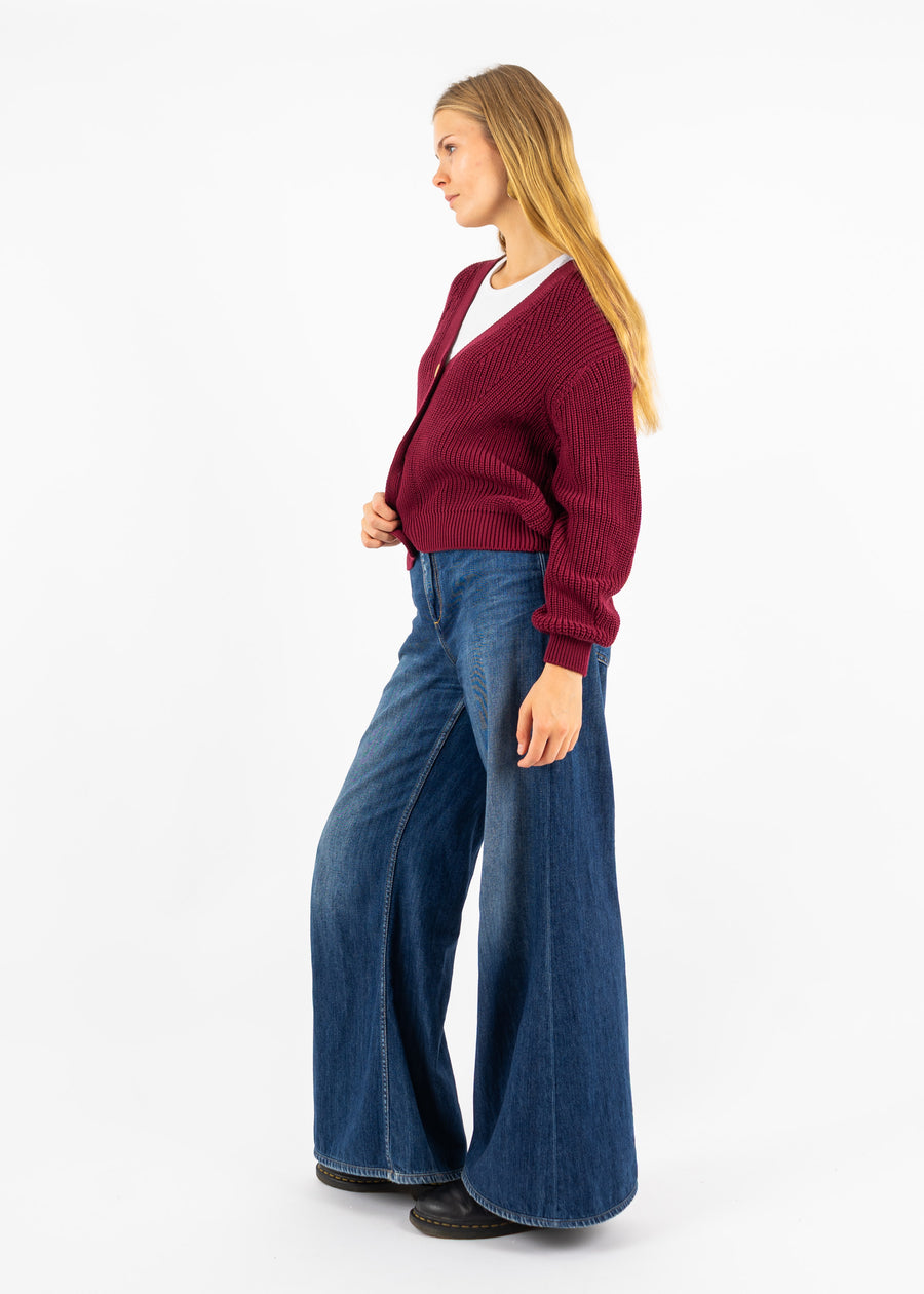 Unser Model Maike ist 176 cm groß und trägt Größe S.#