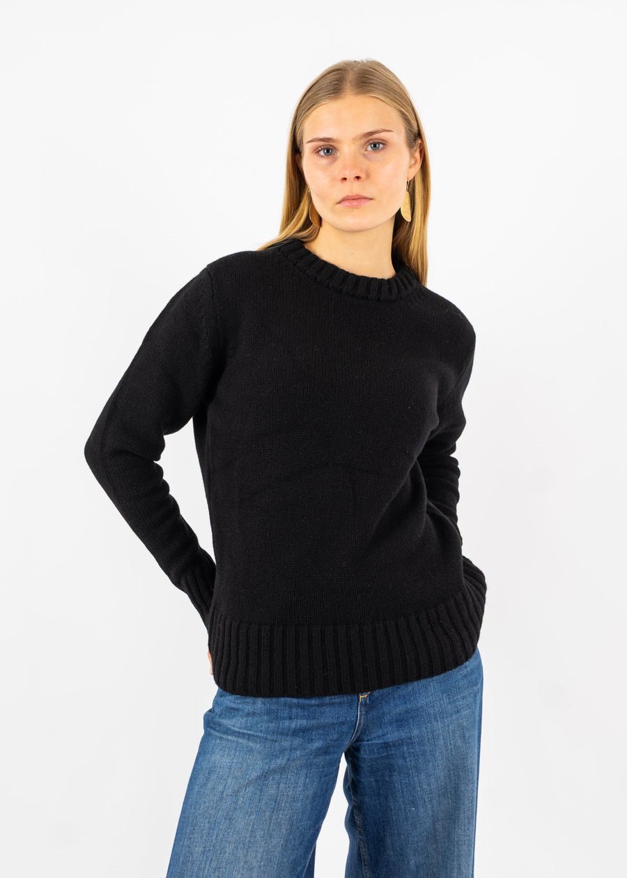 Unser Model Maike ist 176 cm groß und trägt Größe S.#