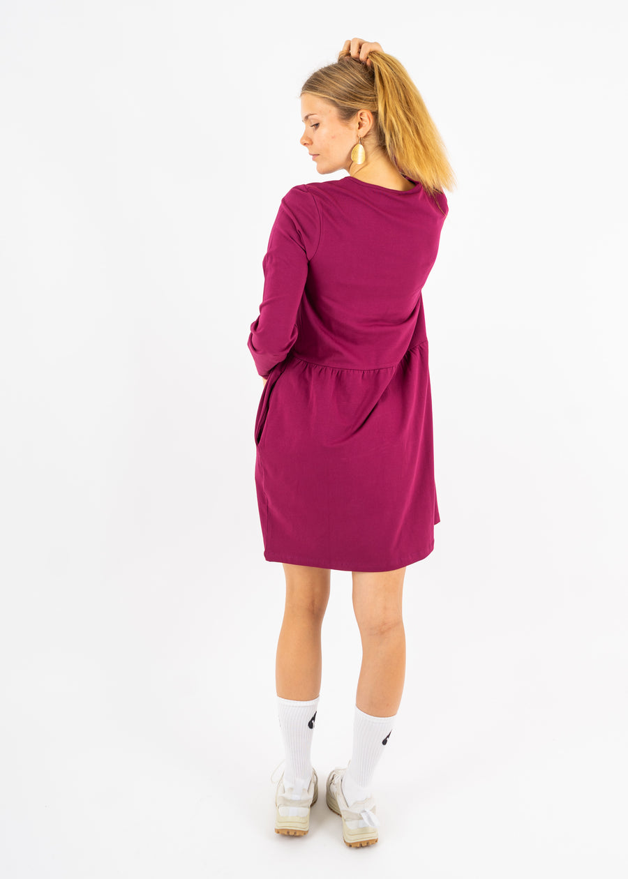 Unser Model Maike ist 176 cm groß und trägt Größe S.#