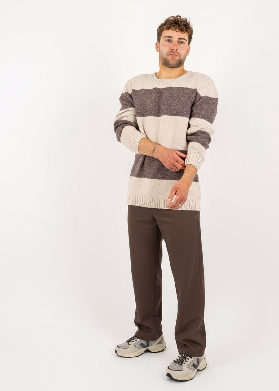 Bündel Strickpullover RIFFELT & Jogger-Chino RULLEN SealBrown
